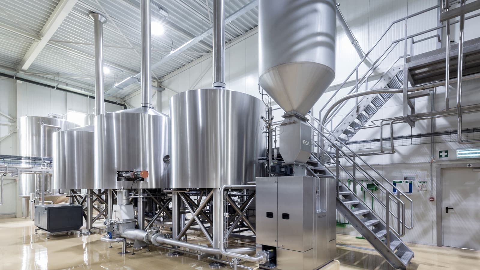 Food and beverage processing environment
