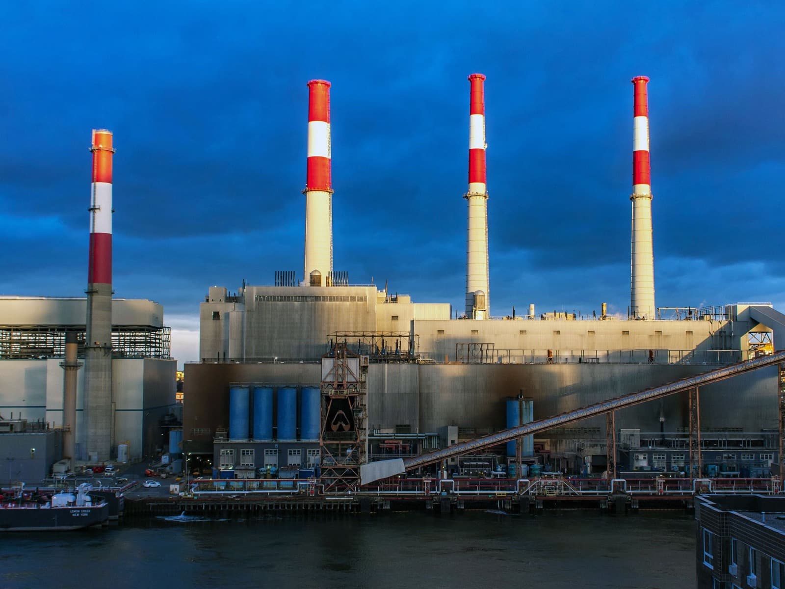 Power plant industrial facility